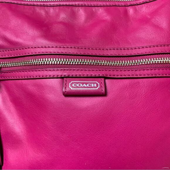 COACH Fuchsia Pink Shoulder Bag Purse - Picture 8 of 9